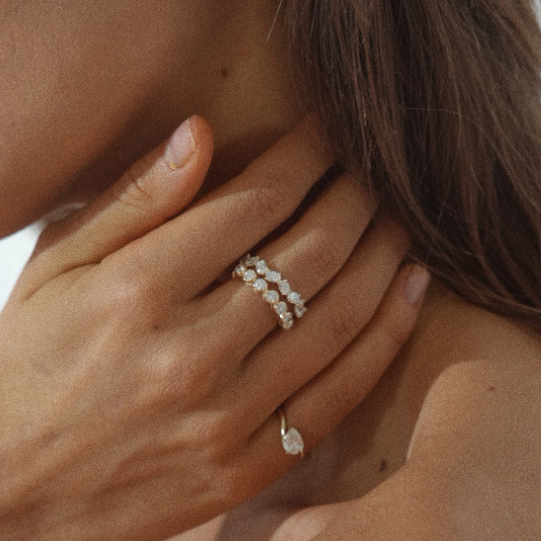 Elin - Gold Lab Diamond Bezel Ring