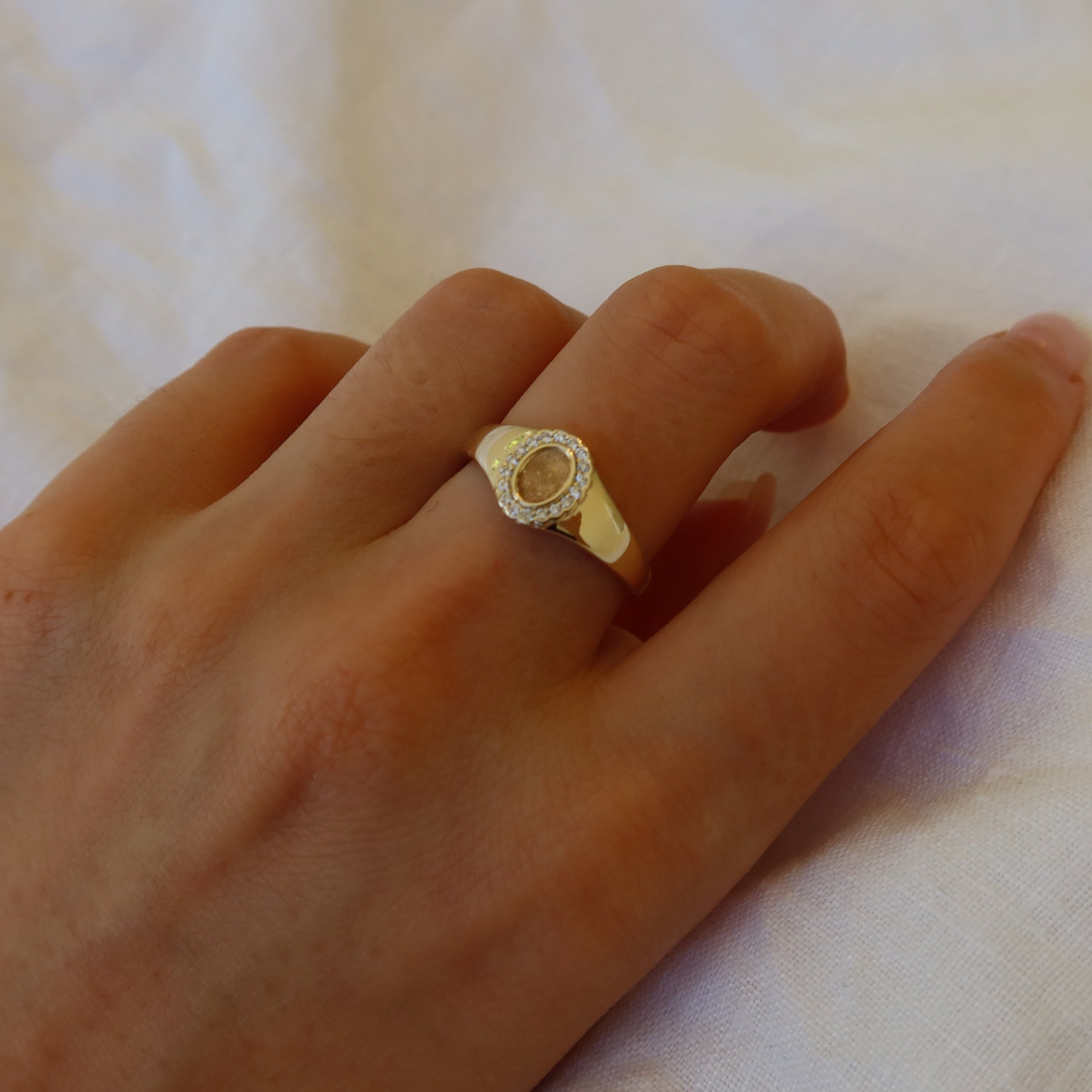 fingerprint memorial ring in 10 karat yellow gold with lab diamonds 