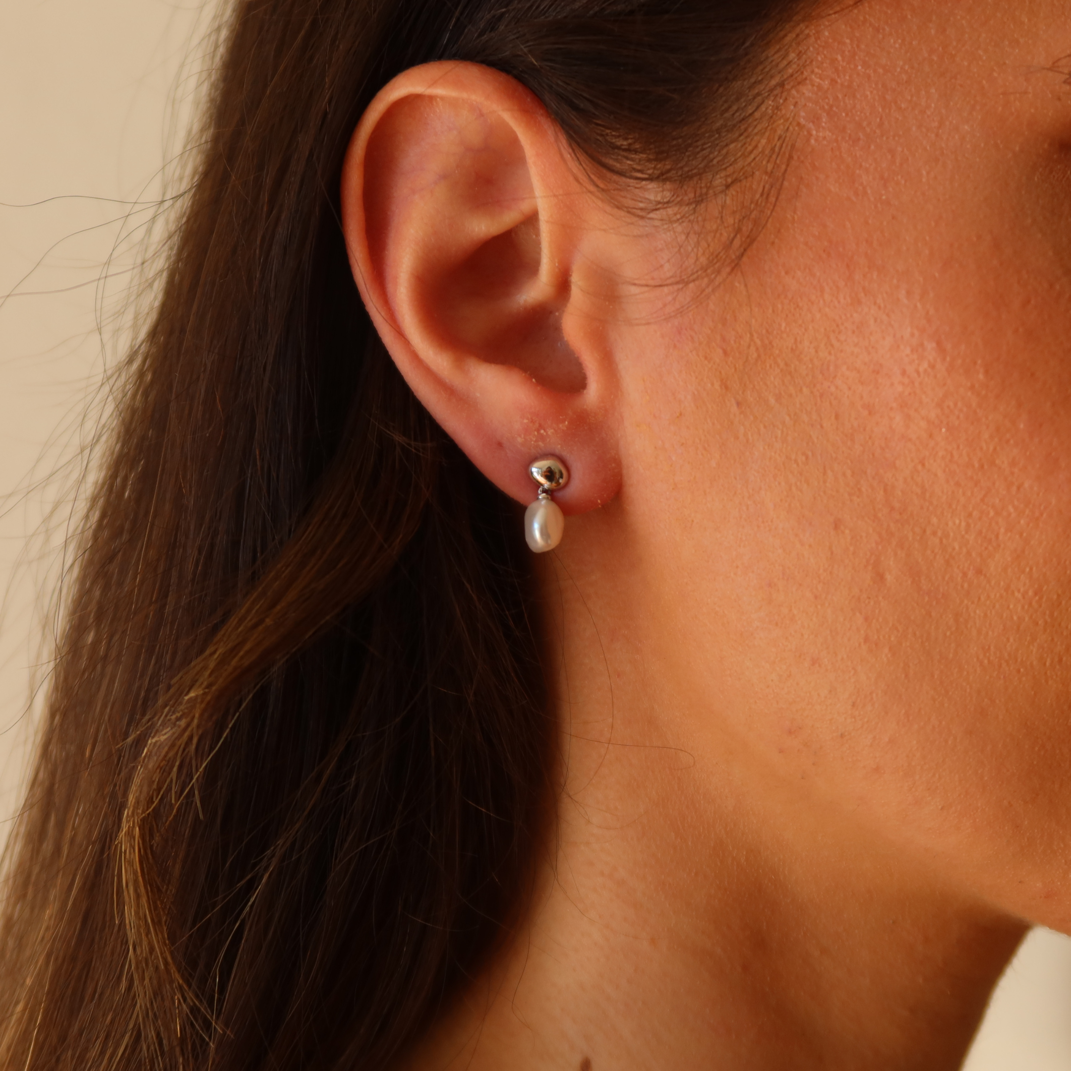 solid white gold earrings with pearl drop - bridesmaid earrings and accessories