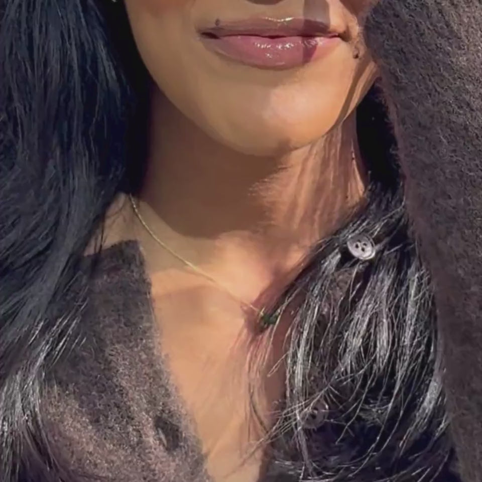 emerald green solid gold necklace - perfect gift idea fine jewellery